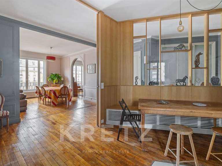 Appartement Paris 17e - 6 chambres - 285m²