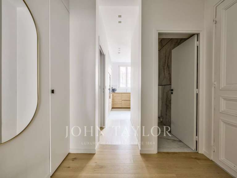 Appartement Paris 17e - 2 chambres - 63m²