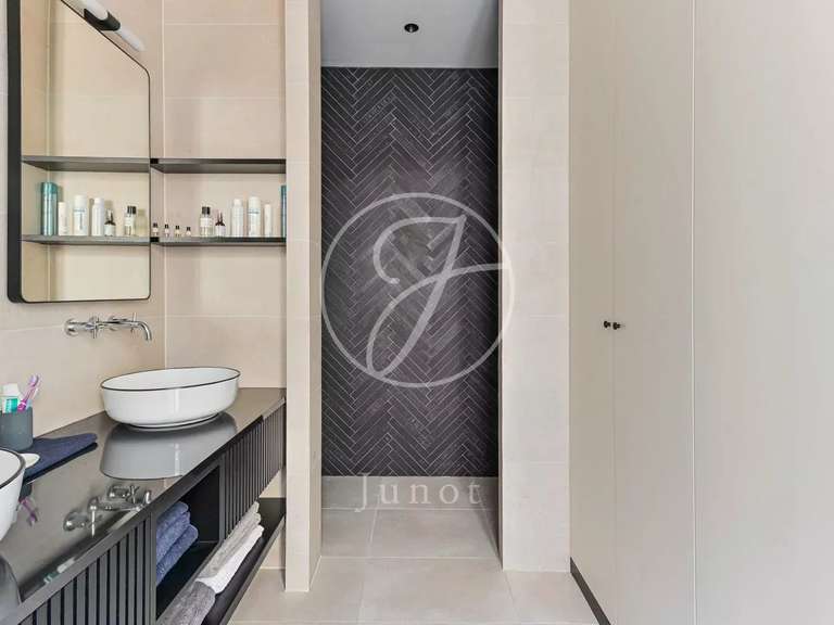 Apartment Paris 17e - 2 bedrooms - 129m²