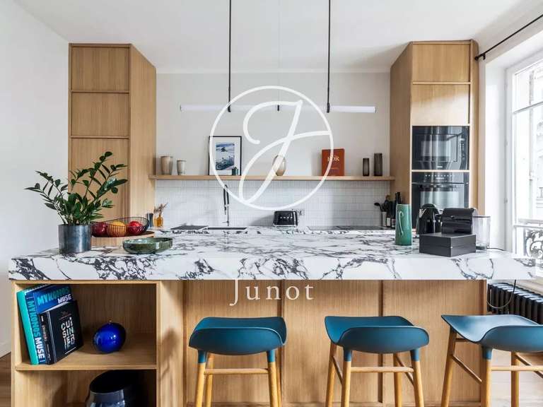 Appartement Paris 17e - 2 chambres - 129m²