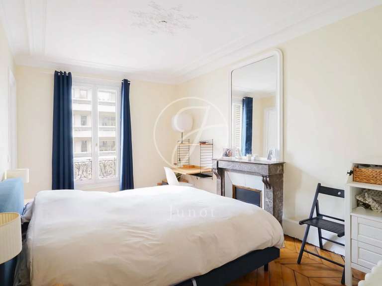Appartement Paris 17e - 2 chambres - 81m²