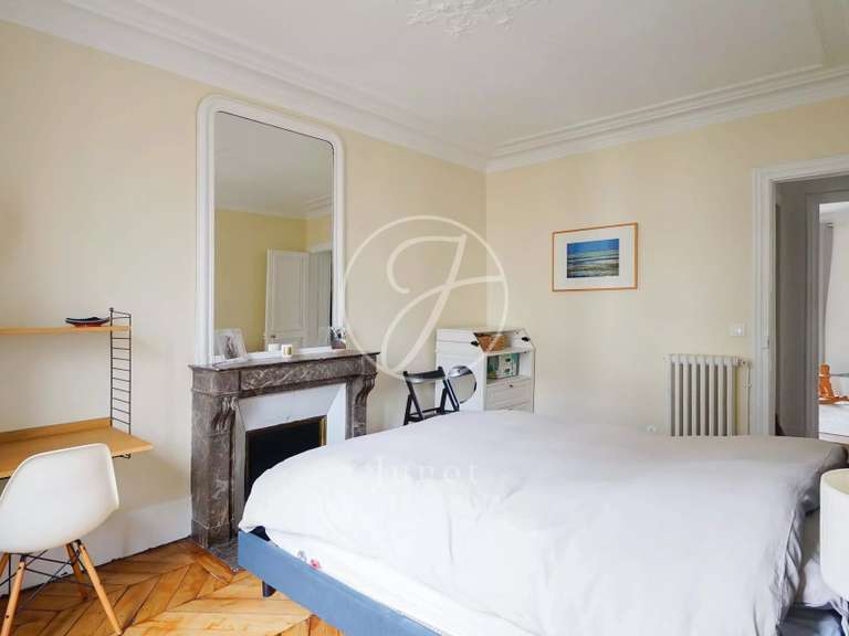 Appartement Paris 17e - 2 chambres - 81m²