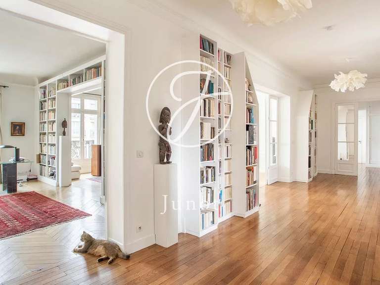 Appartement Paris 17e - 5 chambres - 247m²