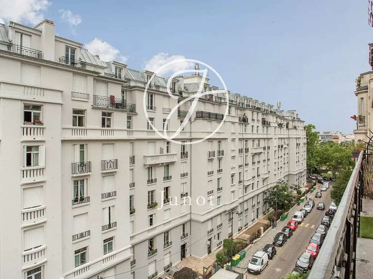 Appartement Paris 17e - 5 chambres - 247m²