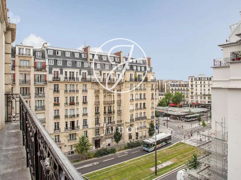 Appartement Paris 17e - 5 chambres - 247m²