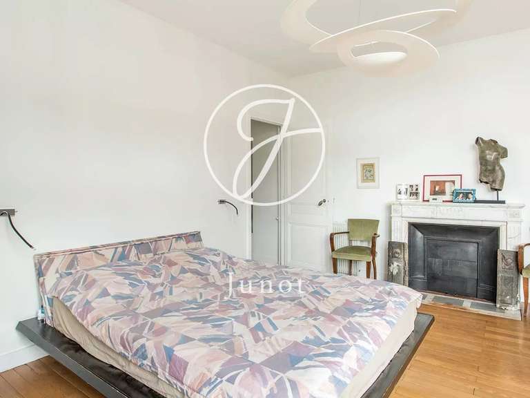 Appartement Paris 17e - 5 chambres - 247m²