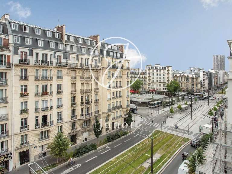 Appartement Paris 17e - 5 chambres - 247m²