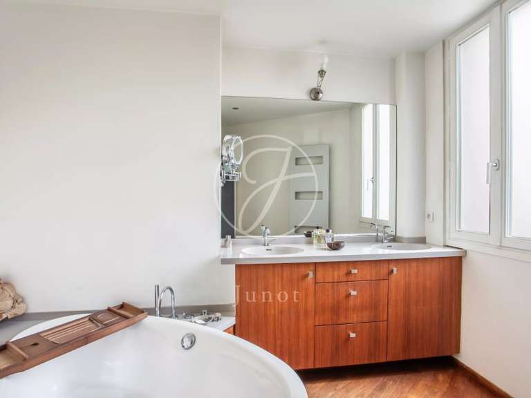 Apartment Paris 17e - 4 bedrooms - 145m²