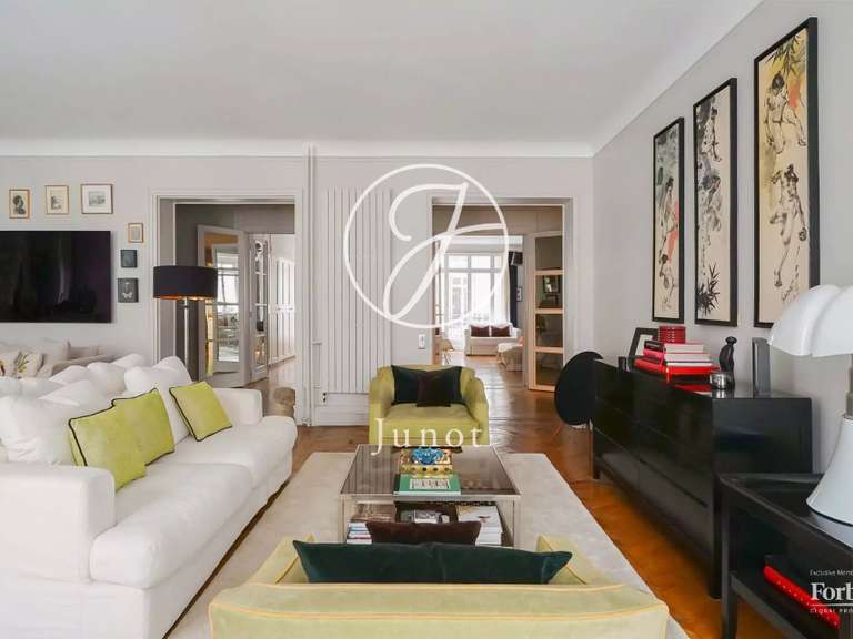 Appartement Paris 17e - 4 chambres - 241m²