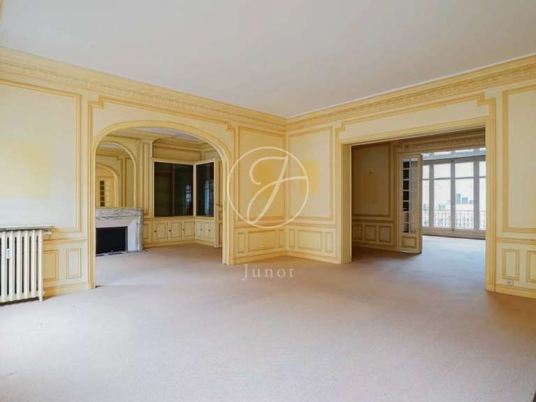 Appartement Paris 17e - 4 chambres - 234m²