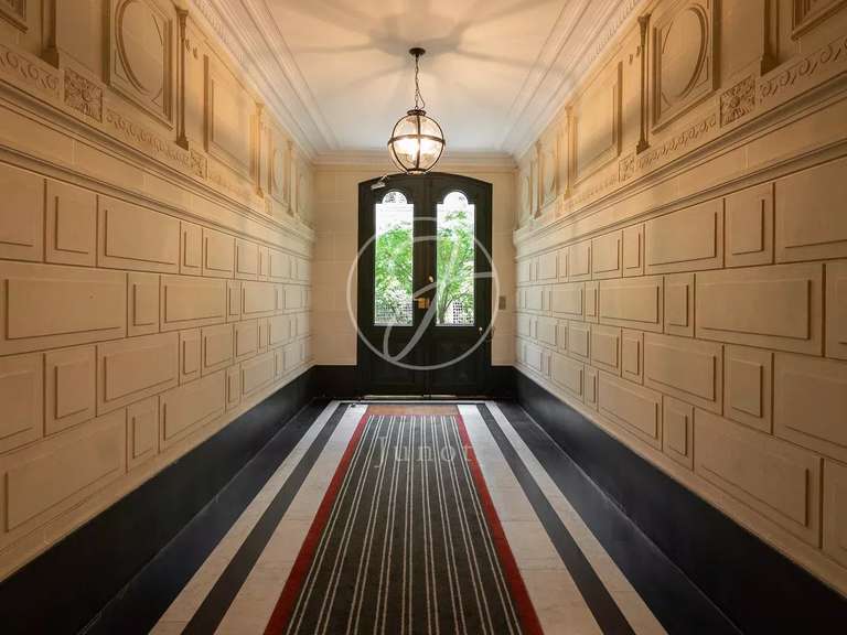 Appartement Paris 17e - 3 chambres - 155m²