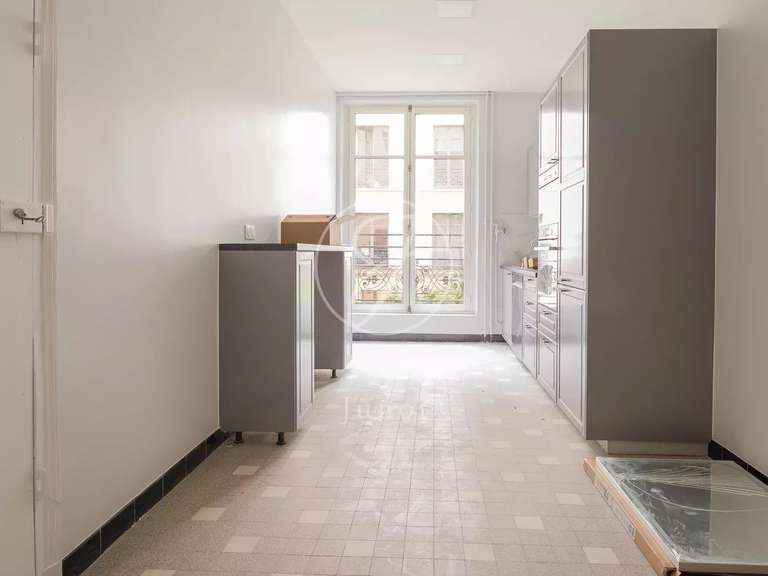 Appartement Paris 17e - 3 chambres - 155m²