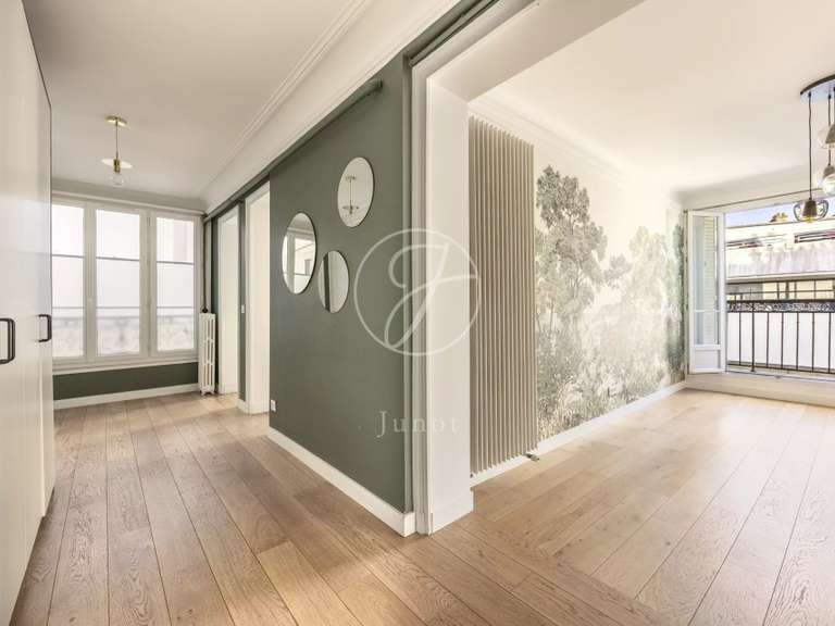 Apartment Paris 17e - 4 bedrooms - 126m²