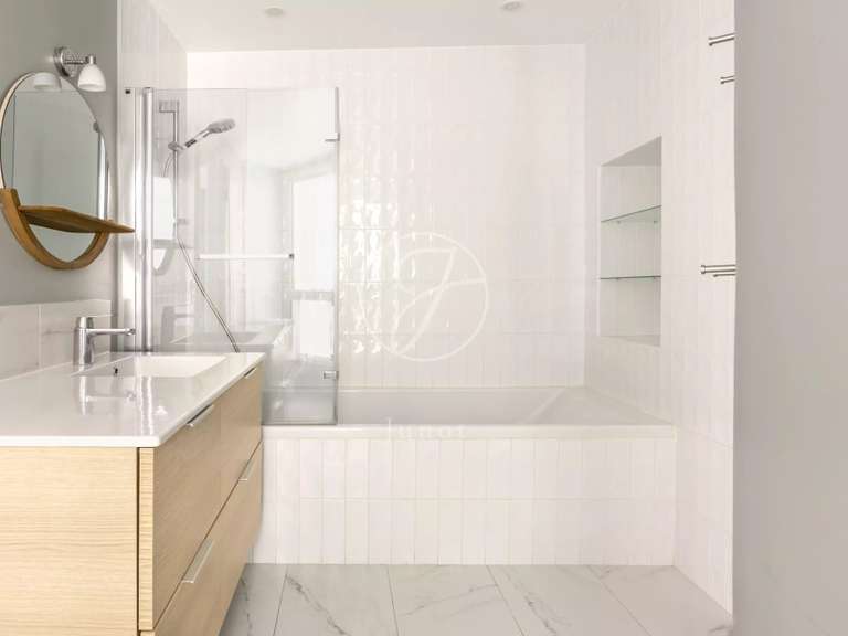 Apartment Paris 17e - 4 bedrooms - 126m²