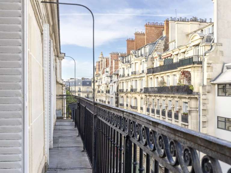 Apartment Paris 17e - 4 bedrooms - 126m²