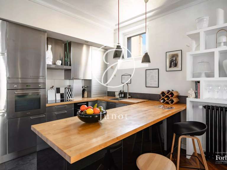 Appartement Paris 17e - 2 chambres - 82m²