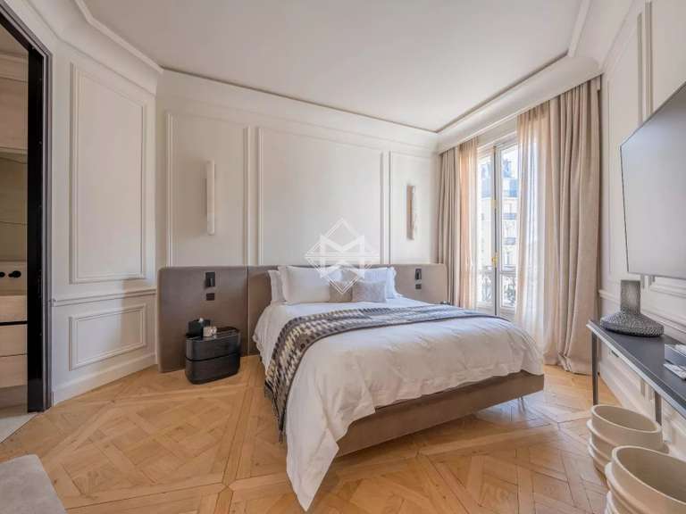 Appartement Paris 17e - 3 chambres - 145m²
