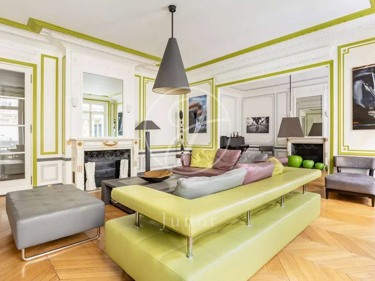 Apartment Paris 17e