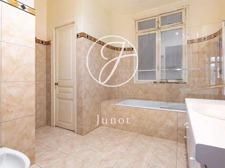 Appartement Paris 17e - 4 chambres - 293m²