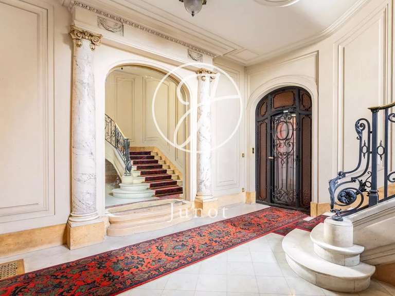 Appartement Paris 17e - 4 chambres - 293m²