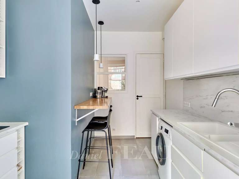 Appartement Paris 17e - 2 chambres - 67m²