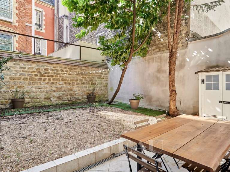 Appartement Paris 17e - 2 chambres - 67m²