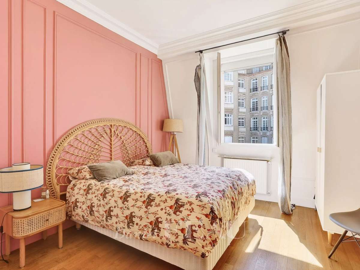 Apartment Paris 17e