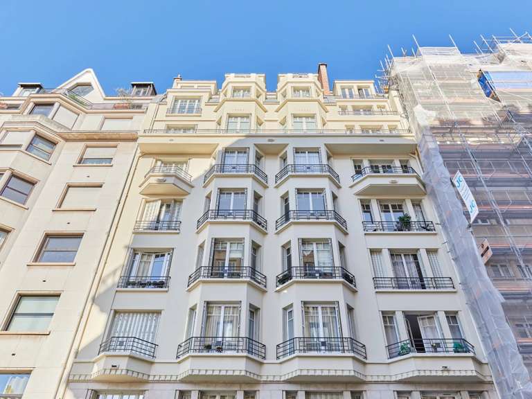 Appartement Paris 17e - 3 chambres - 113m²