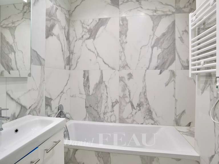 Appartement Paris 17e - 3 chambres - 113m²