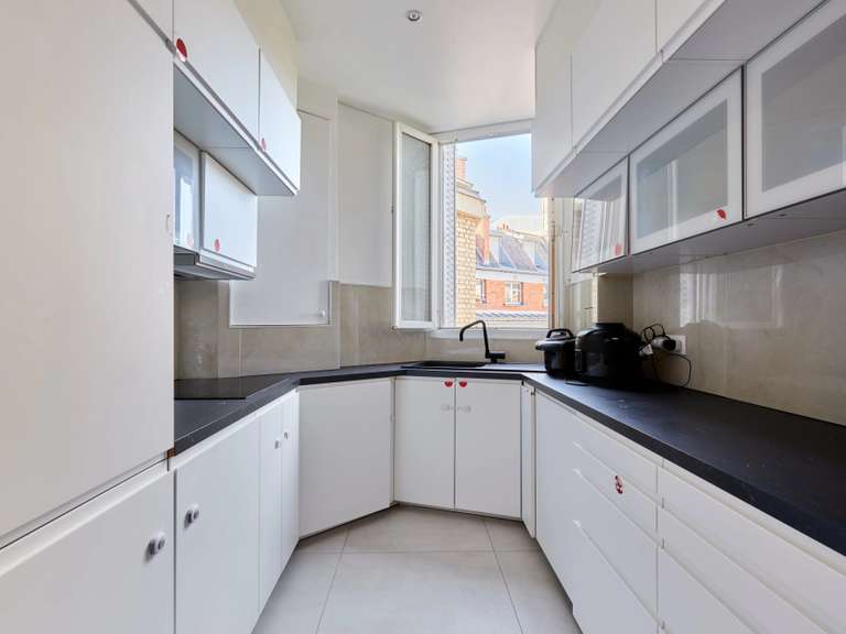 Appartement Paris 17e - 3 chambres - 113m²