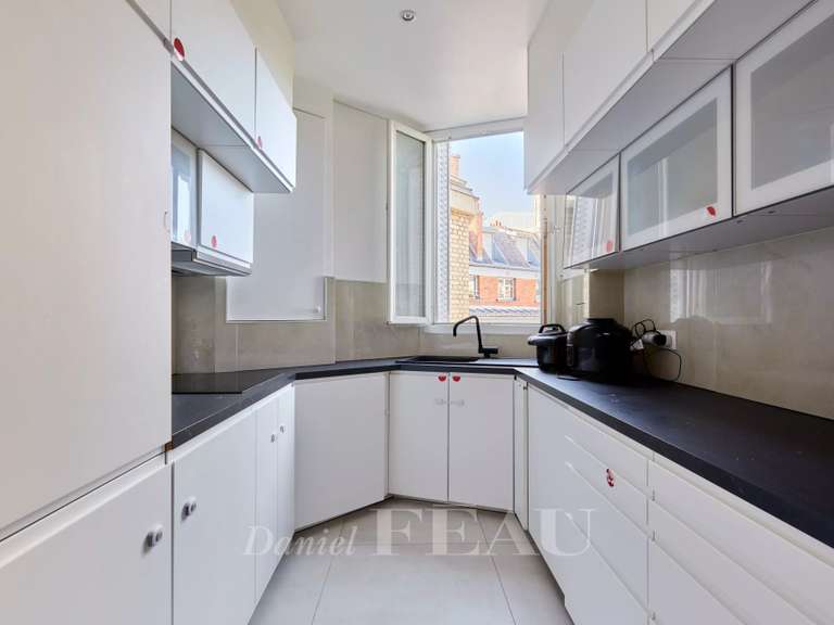 Appartement Paris 17e - 3 chambres - 113m²