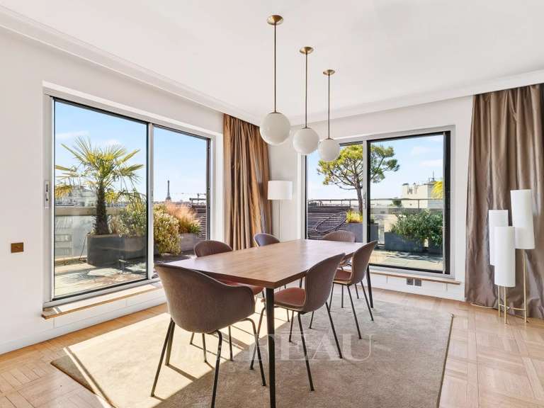 Appartement Paris 17e - 2 chambres - 247m²