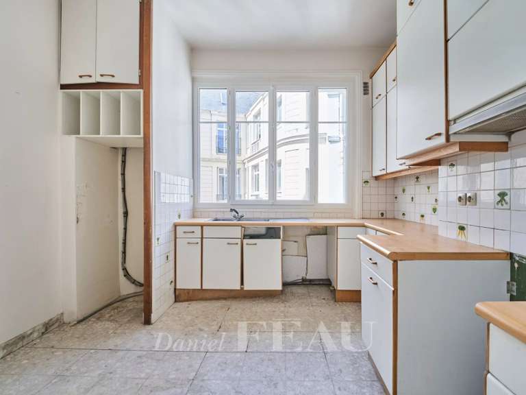 Appartement Paris 17e - 4 chambres - 235m²