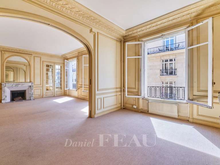 Appartement Paris 17e - 4 chambres - 235m²