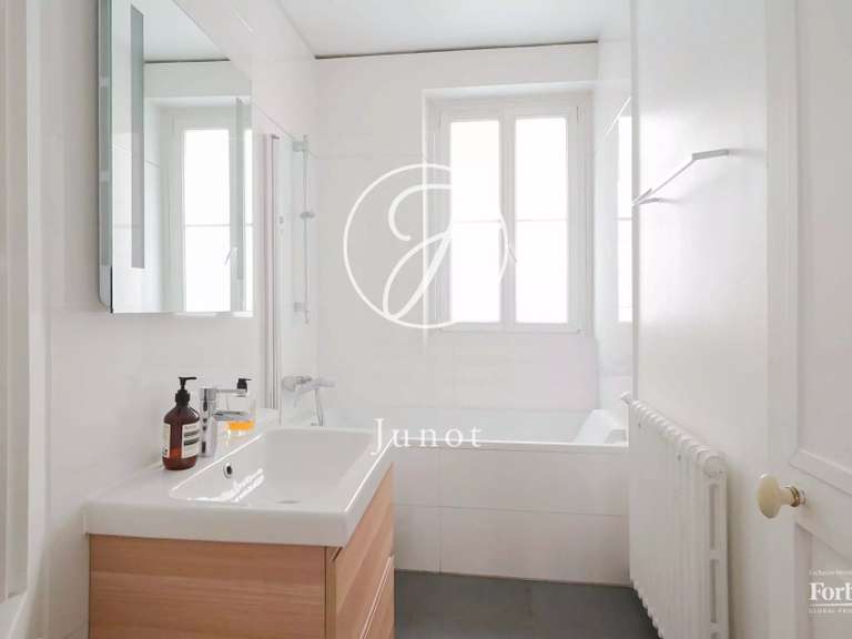 Appartement Paris 17e - 123m²