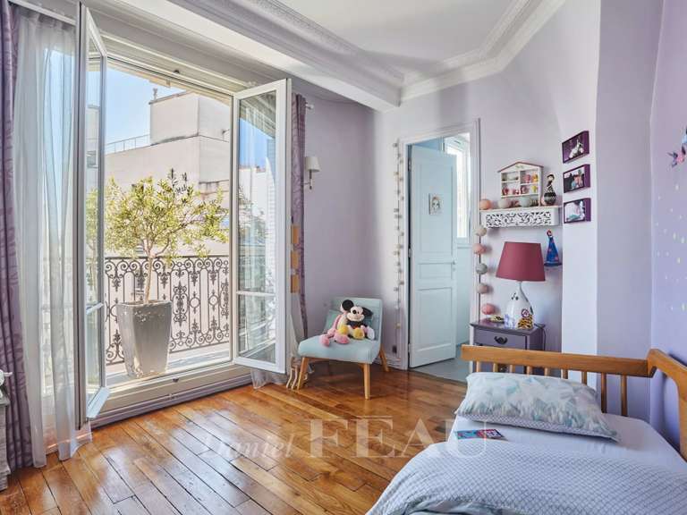 Appartement Paris 17e - 3 chambres - 102m²