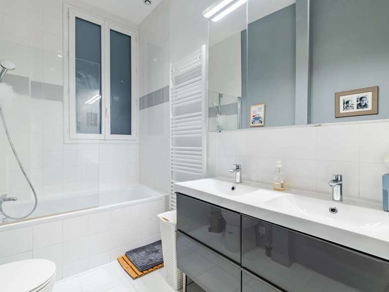 Appartement Paris 17e - 4 chambres - 123m²