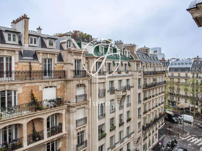 Appartement Paris 17e - 4 chambres - 181m²