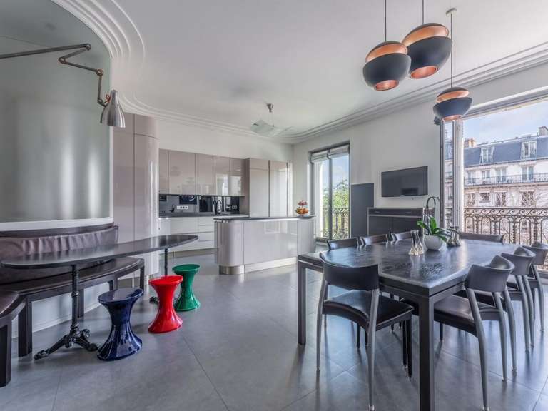 Appartement Paris 17e - 3 chambres - 198m²