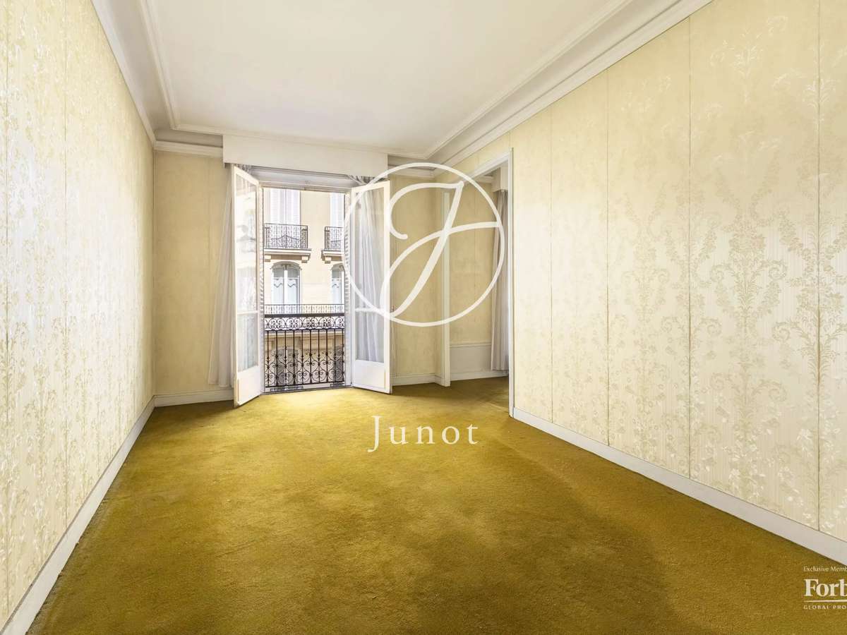 Apartment Paris 17e