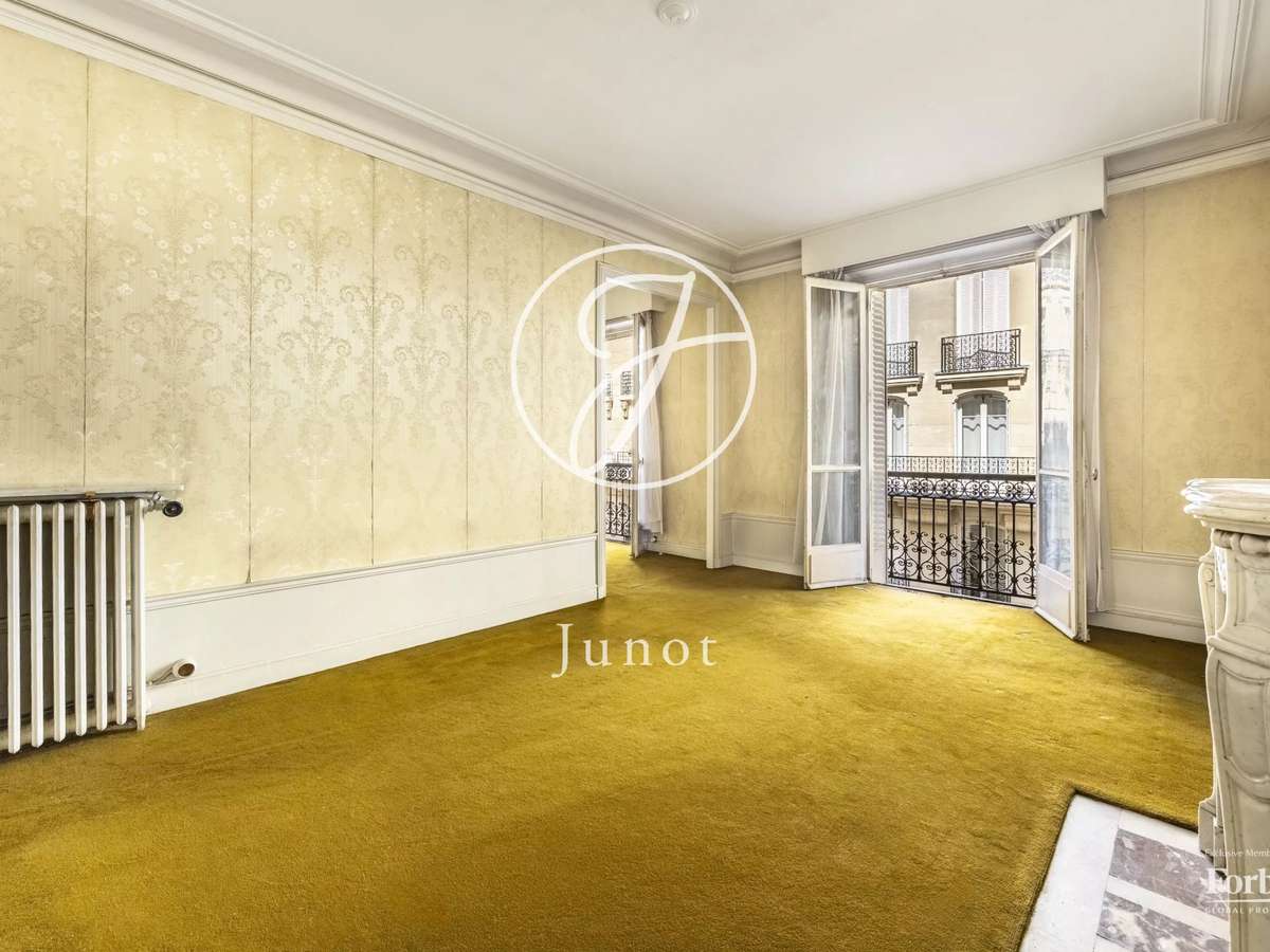 Apartment Paris 17e