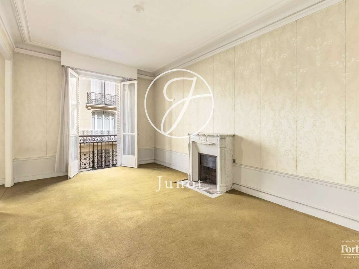 Apartment Paris 17e