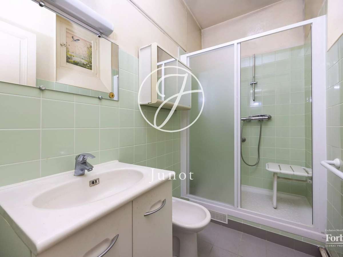 Apartment Paris 17e