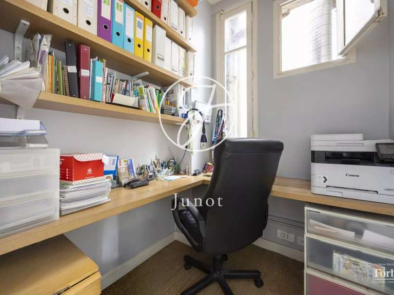 Appartement Paris 17e - 5 chambres - 159m²