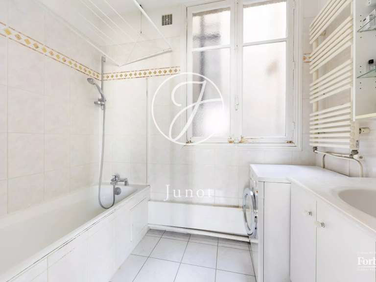 Appartement Paris 17e - 5 chambres - 159m²