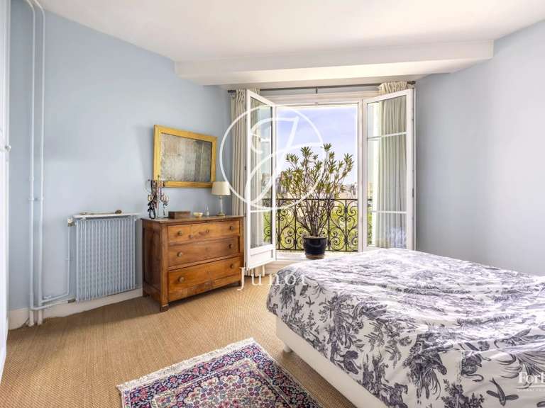 Appartement Paris 17e - 5 chambres - 159m²