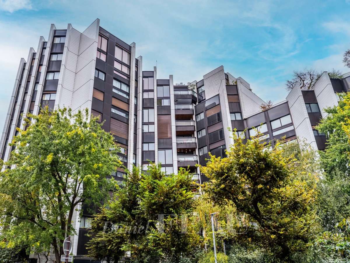 Apartment Paris 17e
