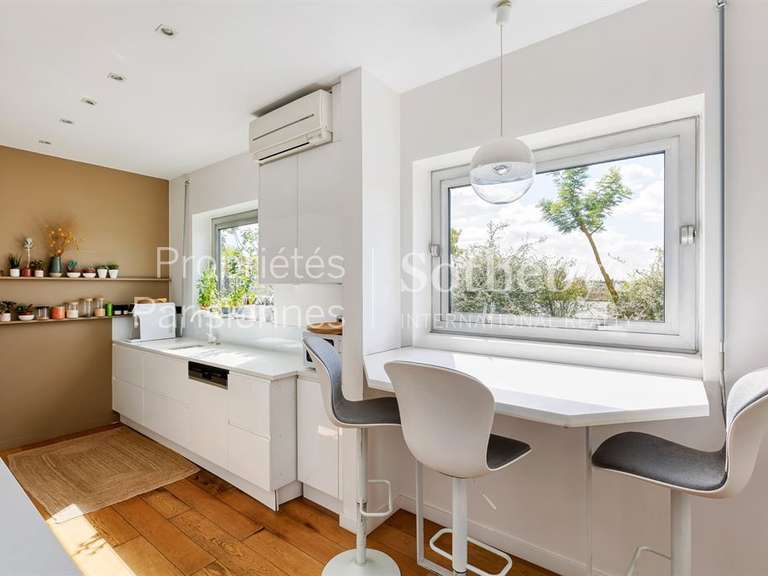 Appartement Paris 17e - 2 chambres - 165m²