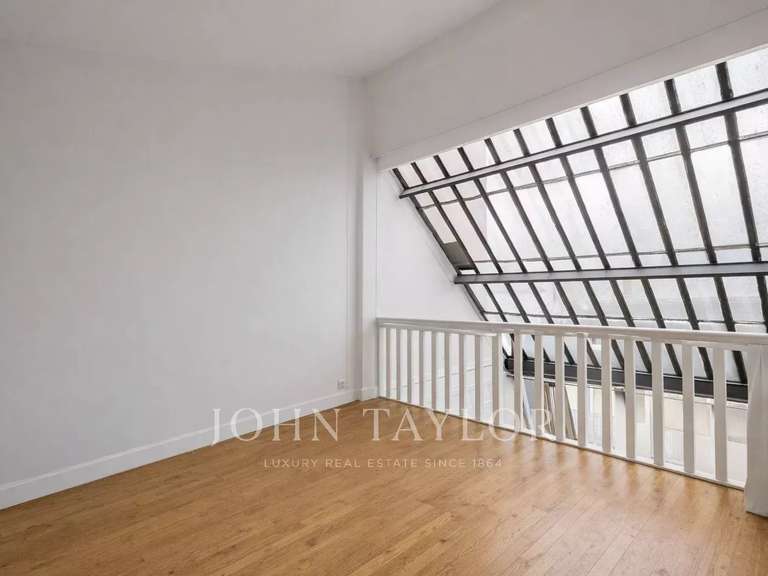 Appartement Paris 17e - 5 chambres - 146m²