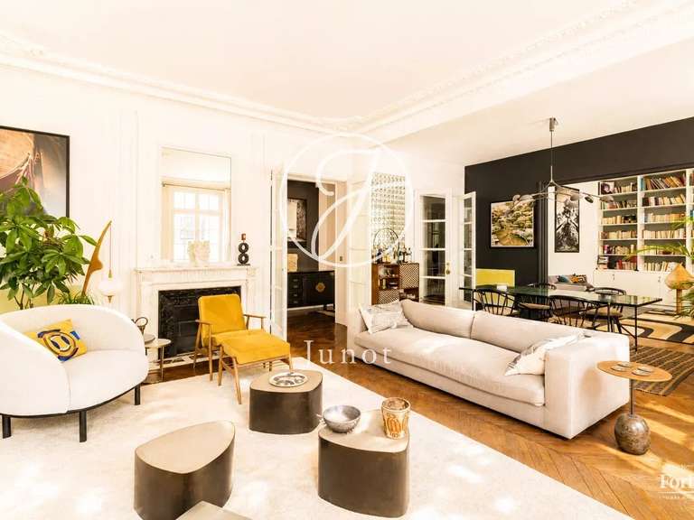 Appartement Paris 17e - 4 chambres - 168m²